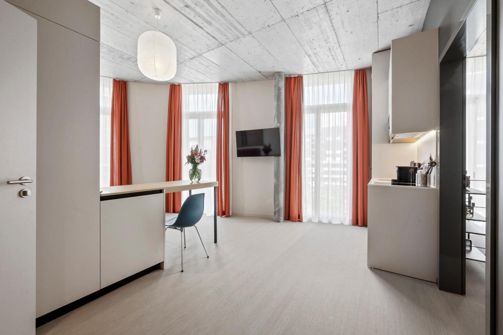 Ariv Design Hotel Zug Steinhausen ภายนอก รูปภาพ