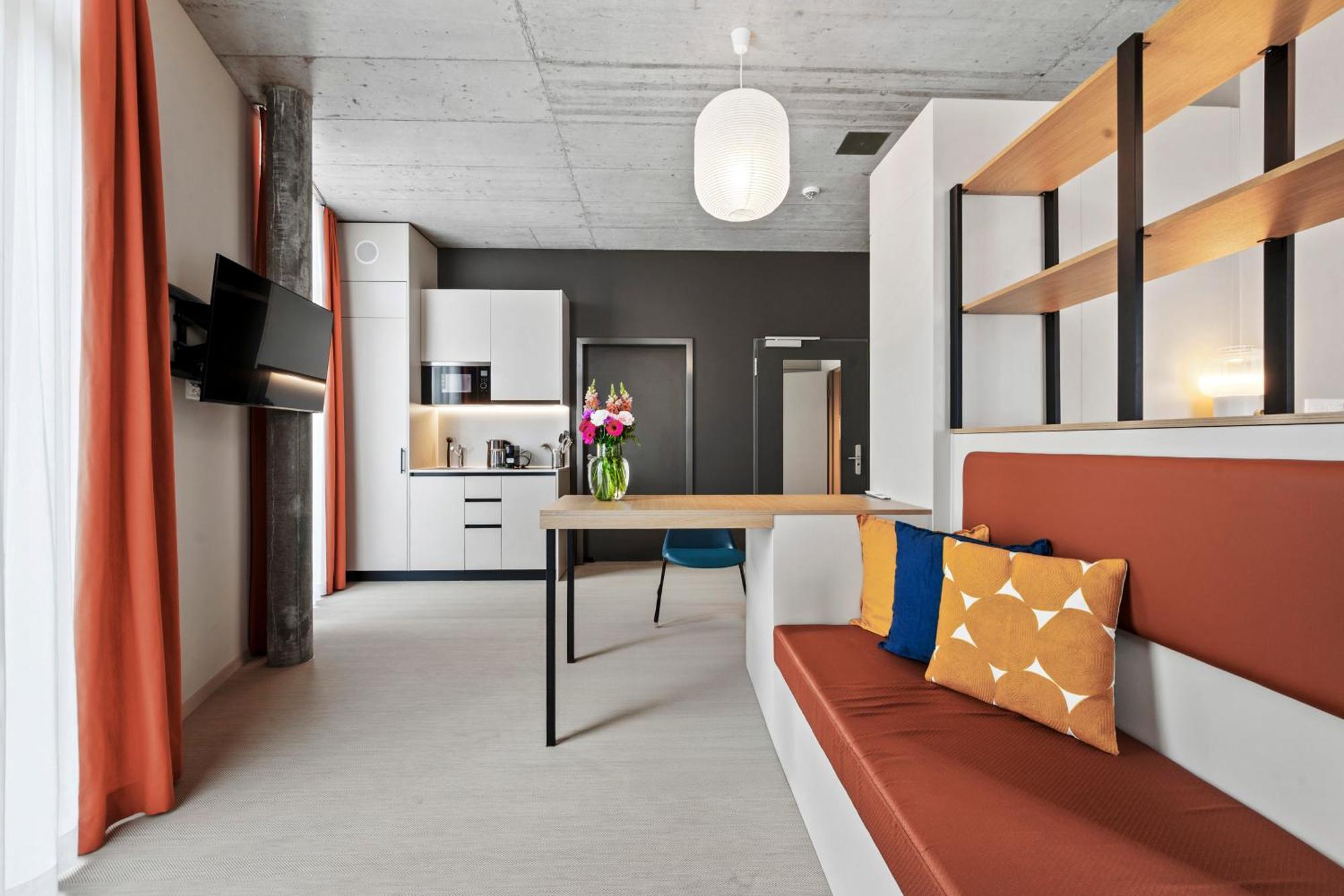 Ariv Design Hotel Zug Steinhausen ภายนอก รูปภาพ